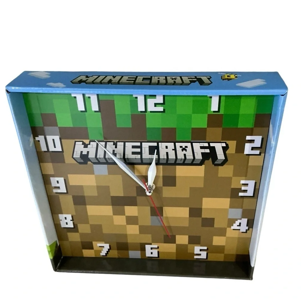 Minecraft Grass Block Square Wall Clock Gamer Home Decor 11 in Tan Green NEW